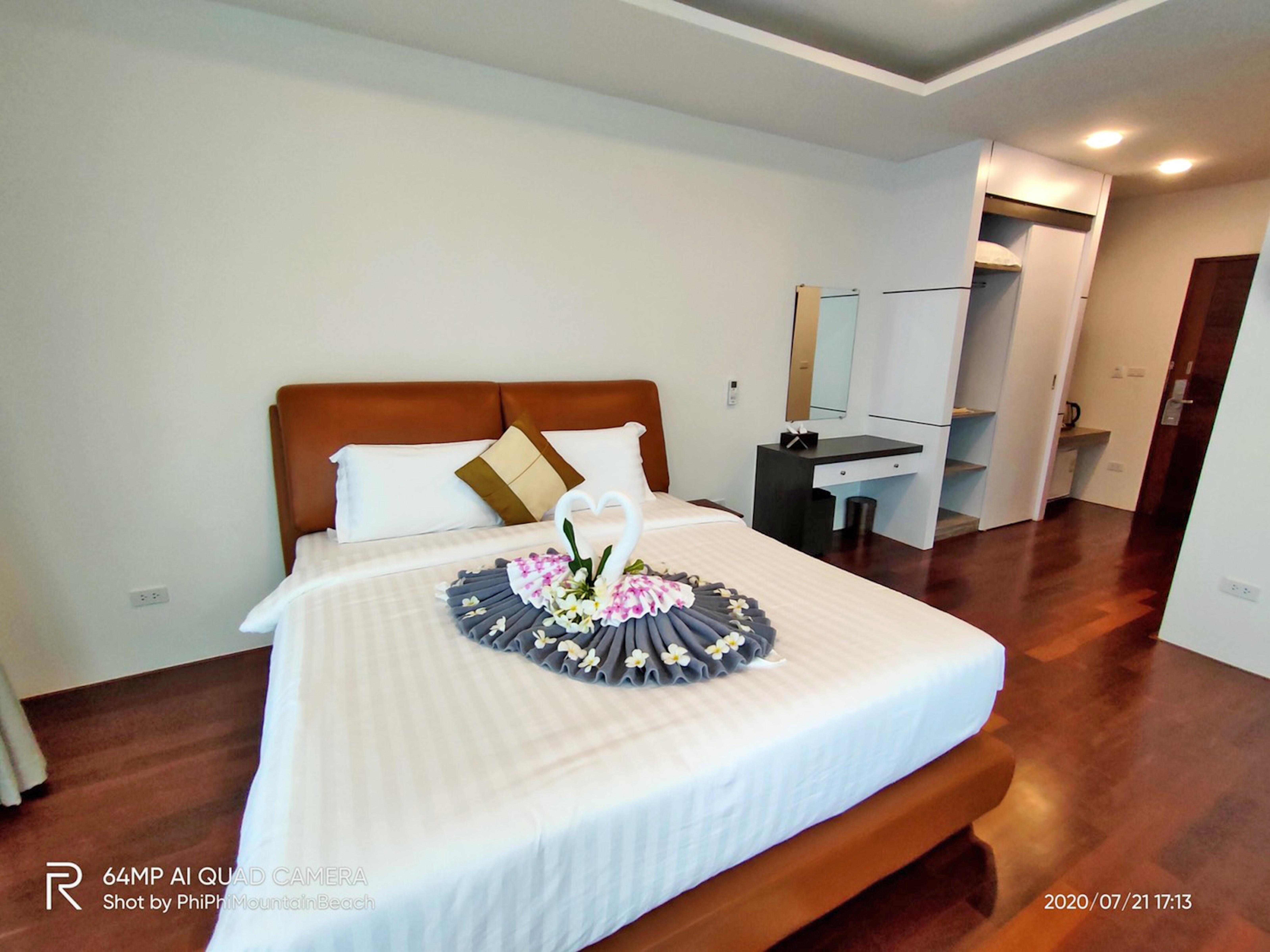Phi Phi Mountain Beach Resort Sha Certified Buitenkant foto