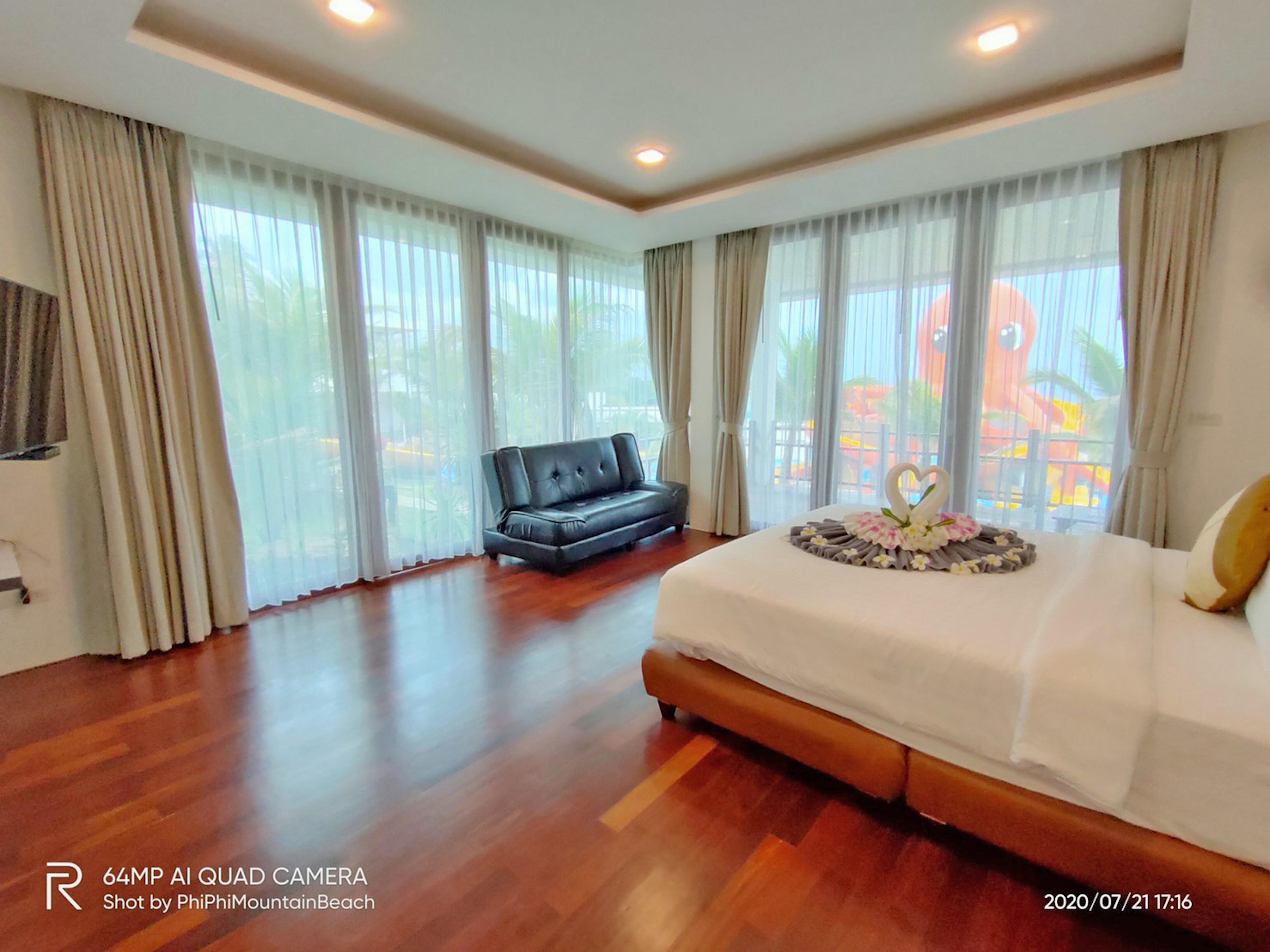 Phi Phi Mountain Beach Resort Sha Certified Buitenkant foto