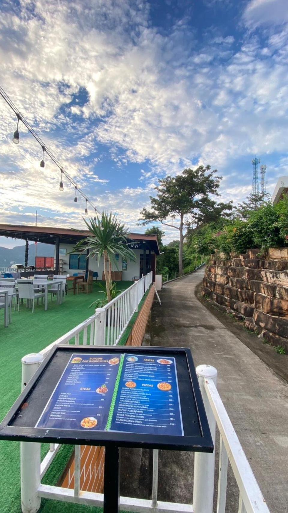 Phi Phi Mountain Beach Resort Sha Certified Buitenkant foto