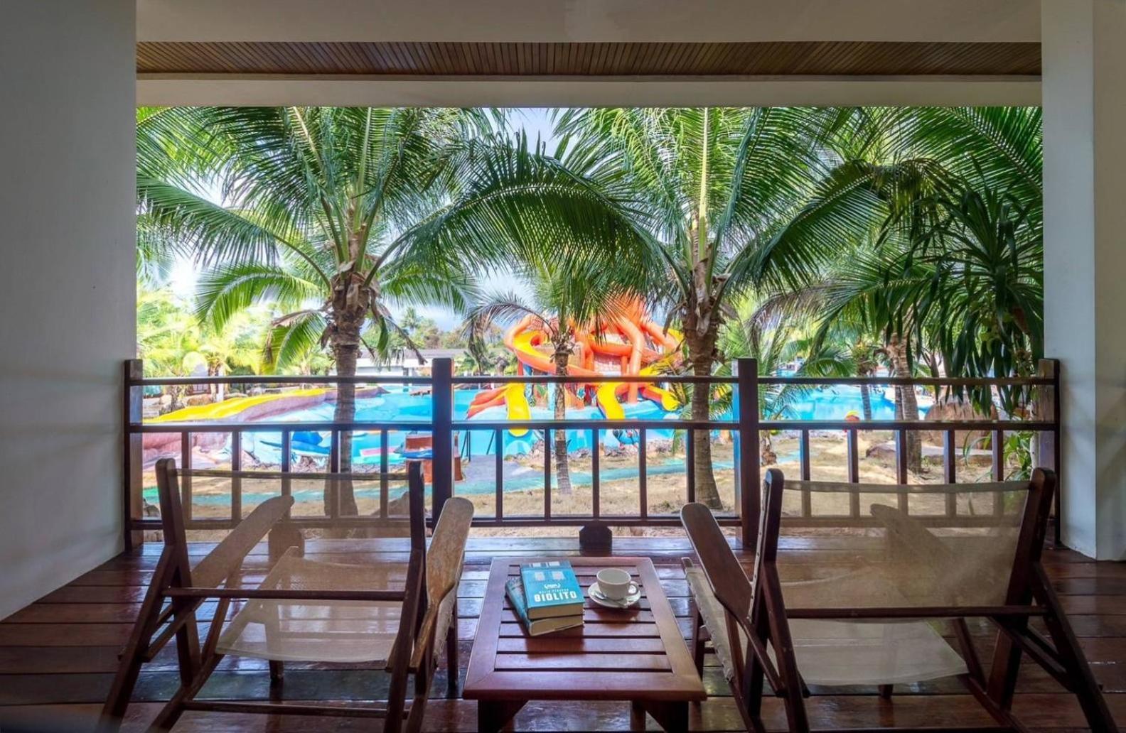 Phi Phi Mountain Beach Resort Sha Certified Buitenkant foto