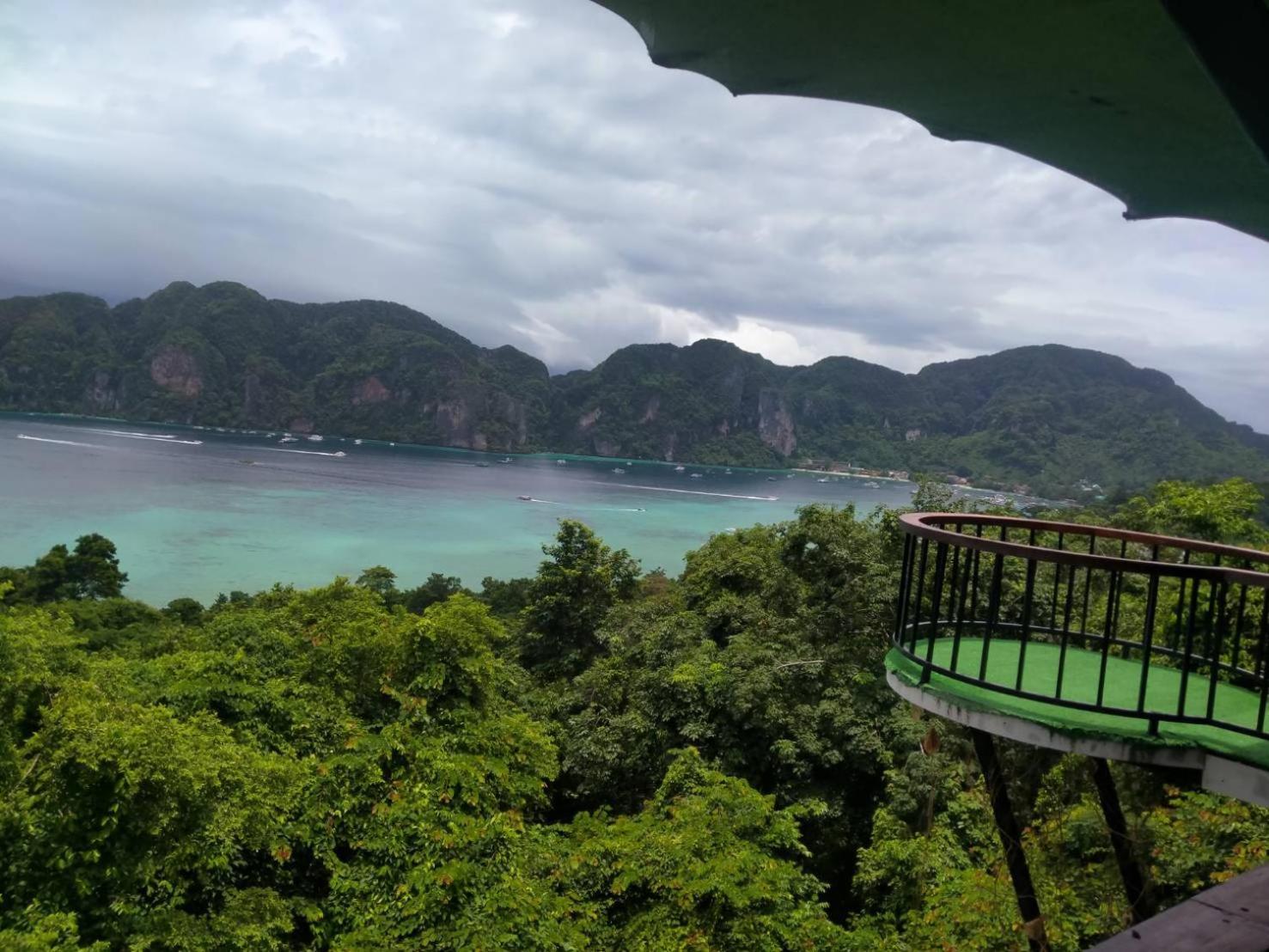 Phi Phi Mountain Beach Resort Sha Certified Buitenkant foto